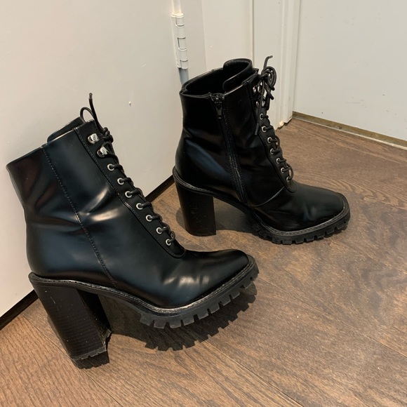 Booties - Picture 4 of 4